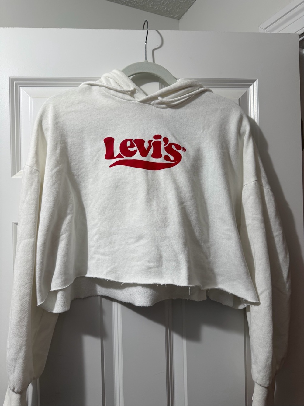 Levi's White Cropped Hoodie with Red Logo Graphic